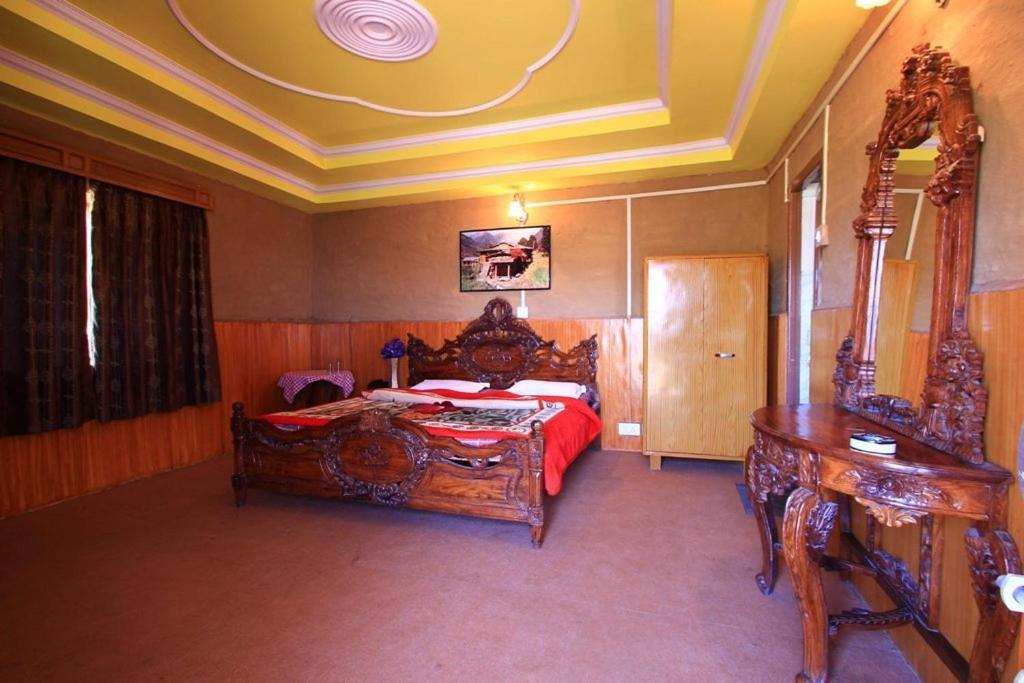 Oyo 43476 Vatika Resort Shimla Oda fotoğraf